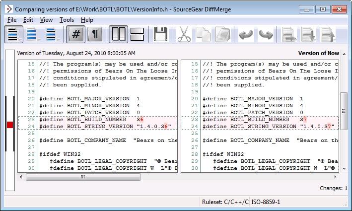 DiffMerge program showing the differences between the two points-in-time for the selected file.